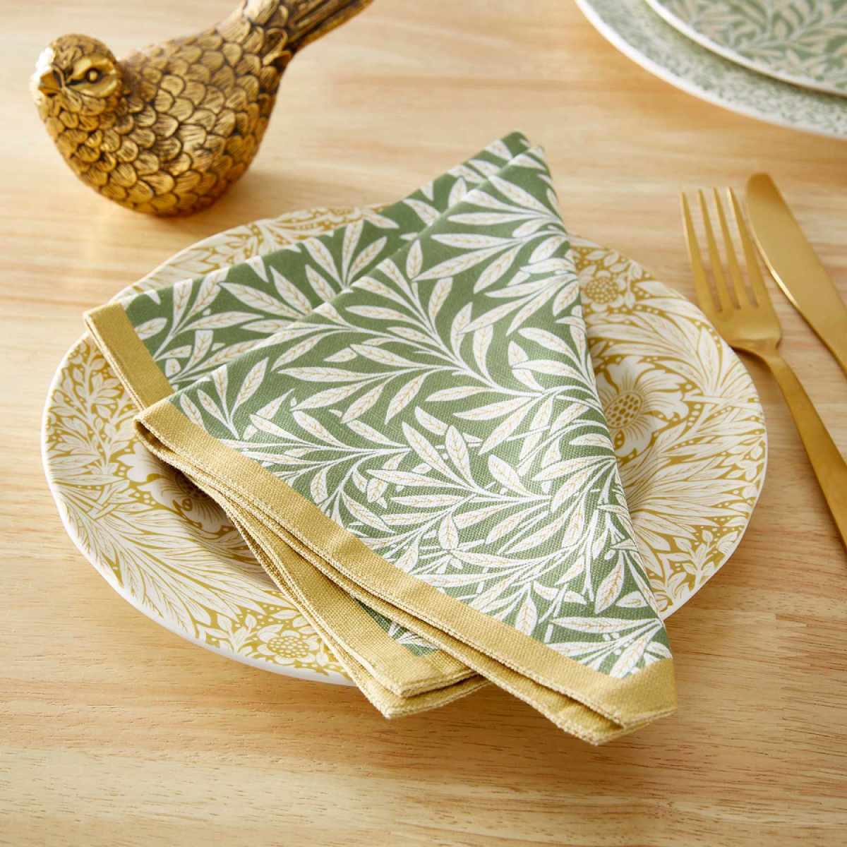 Morris & Co. Willow Set of 2 Napkins image number null